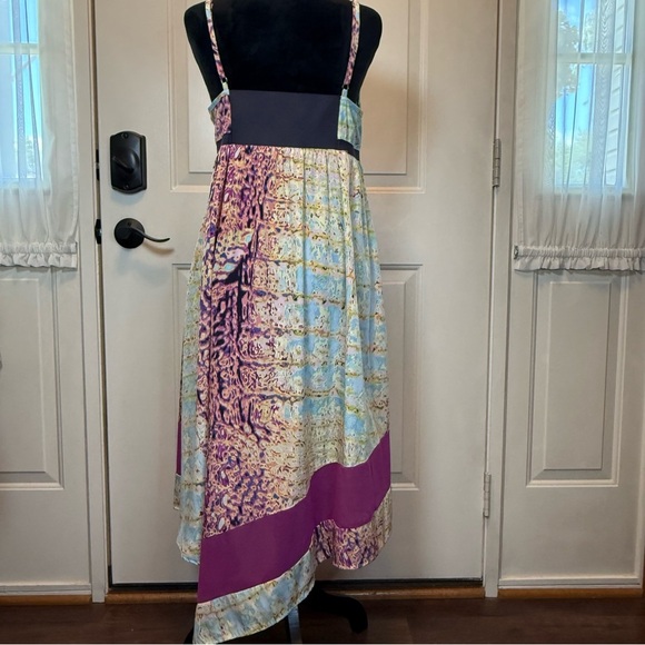 Vera Wang Sundress Sz M Empire Waist, Asymmetrical Hem, Pockets, Light & Flowy - Picture 3 of 14